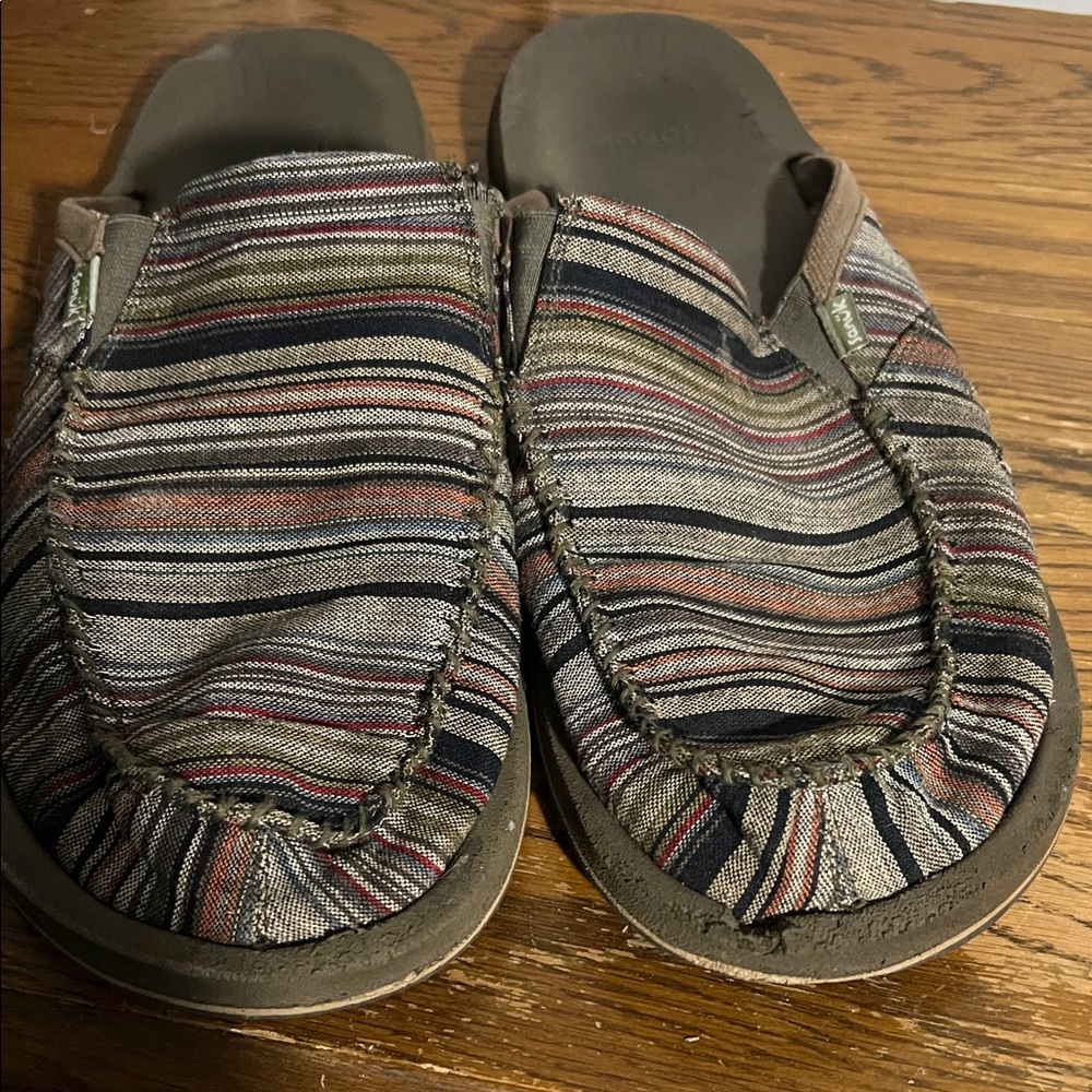 Men’s Sanuk Slip-On Shoes